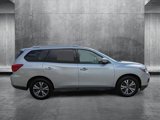 Used 2019 Nissan Pathfinder SV image 4
