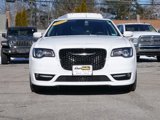 Certified 2022 Chrysler 300 Touring L w/ Safetytec Plus Group image 4