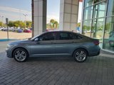 Used 2022 Volkswagen Jetta SE image 3