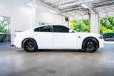 Used 2015 Dodge Charger SE w/ Sport Appearance Group image 5