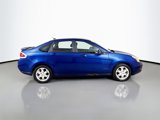Used 2009 Ford Focus SES image 3