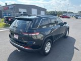 Used 2023 Jeep Grand Cherokee Laredo image 5