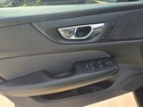 Used 2019 Volvo S60 T5 R-Design image 6