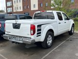Used 2013 Nissan Frontier SV image 3