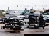 Used 2017 Cadillac Escalade ESV Luxury image 3