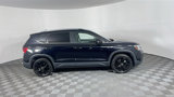 Used 2023 Volkswagen Taos SE image 3