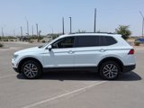 Used 2020 Volkswagen Tiguan SE image 2