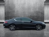 Used 2017 Honda Accord Touring image 4