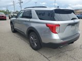 Used 2022 Ford Explorer XLT w/ Equipment Group 202A image 4