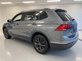 Used 2022 Volkswagen Tiguan SE w/ Panoramic Sunroof Package image 5