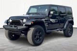 Used 2017 Jeep Wrangler Unlimited Sahara image 2