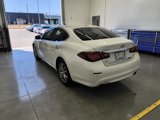 Used 2017 INFINITI Q70 3.7 image 3