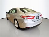 Used 2019 Toyota Camry XLE image 5