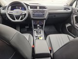 Used 2022 Volkswagen Tiguan SE image 3