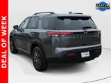 Used 2022 Nissan Pathfinder SV image 5