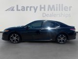 Used 2018 Toyota Camry L image 2