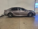 Used 2021 Toyota Camry SE image 3