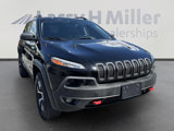 Used 2017 Jeep Cherokee Trailhawk w/ Cold Weather Group image 2