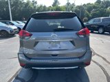 Used 2017 Nissan Rogue SV image 6