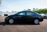 Used 2018 Toyota Corolla LE image 2