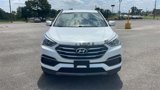 Used 2017 Hyundai Santa Fe Sport image 2