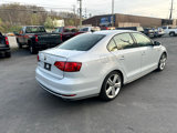 Used 2017 Volkswagen Jetta GLI image 5