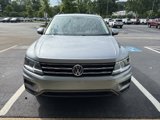 Used 2021 Volkswagen Tiguan SE w/ Panoramic Sunroof Package image 5