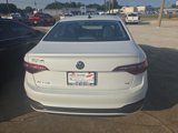Used 2022 Volkswagen Jetta SE image 5
