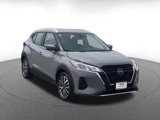 Used 2024 Nissan Kicks SV image 3