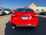Used 2012 Ford Focus SE w/ SE Sport Pkg image 4