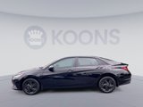 Used 2023 Hyundai Elantra SEL image 2