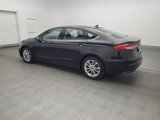 Used 2019 Ford Fusion SE image 3