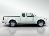 Used 2015 Nissan Frontier SV image 4