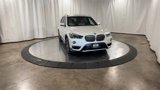 Used 2017 BMW X1 xDrive28i image 3