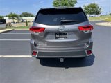 Used 2019 Toyota Highlander Limited image 4