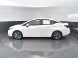 Certified 2020 Nissan Versa SV image 4