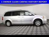 Used 2012 Chrysler Town & Country Touring image 3