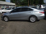 Used 2017 Toyota Camry LE image 4