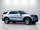 Used 2022 Ford Explorer XLT w/ Equipment Group 202A image 3