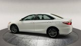 Used 2016 Toyota Camry SE image 4
