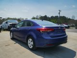 Used 2017 Kia Forte LX image 4