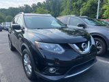 Used 2016 Nissan Rogue SV w/ SV Premium Package image 3