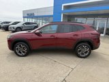 Used 2024 Chevrolet Trax LT w/ Driver Confidence Package image 2