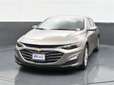 Used 2025 Chevrolet Malibu LT image 2