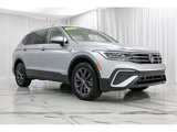 Used 2022 Volkswagen Tiguan SE image 2