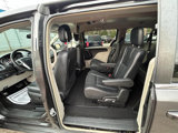 Used 2016 Chrysler Town & Country Touring image 6