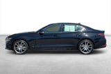 Used 2023 Genesis G70 2.0T image 3