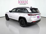 New 2025 Jeep Grand Cherokee Altitude image 5