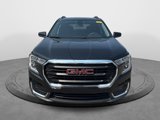 Certified 2022 GMC Terrain SLE w/ Driver Convenience Package image 2