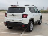 Used 2021 Jeep Renegade Latitude image 3